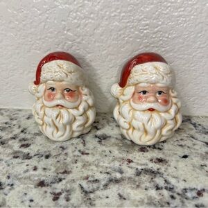 Santa Claus Ceramic Salt and Pepper Shaker set Christmas Holiday